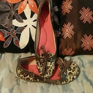 SPERRY TOP SIDER LADIES ANIMAL PRINT SZ 11