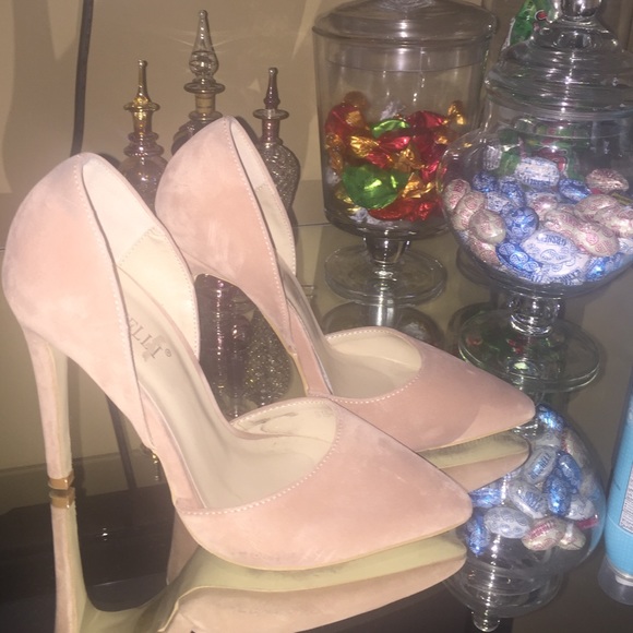 Powder pink heels