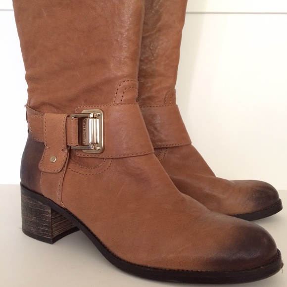 Vince Camuto Finella boots - Picture 2 of 3