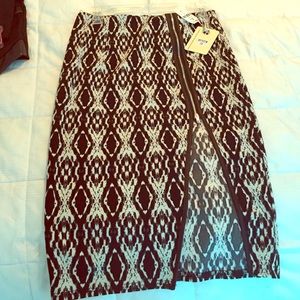 Snake skin print never worn LF pencil skirt