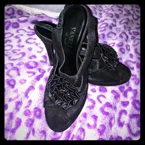 Vaneli Di Notte peep toe heels