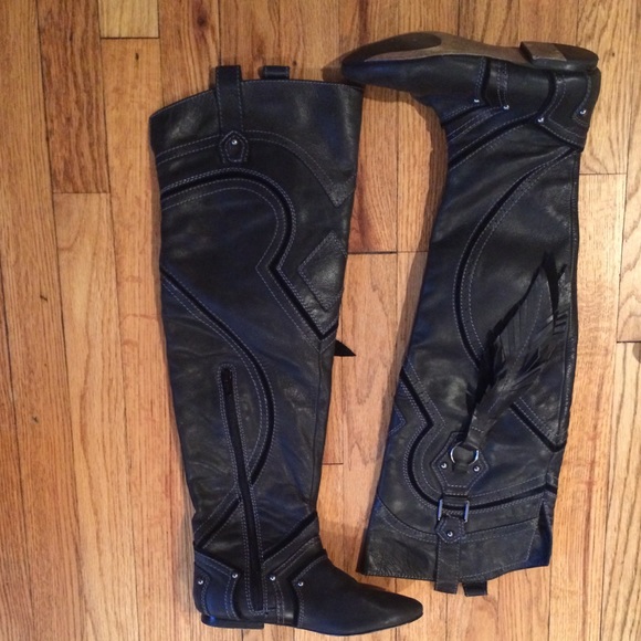 Meet your Posher, Tomeko - Picture 4 of 4