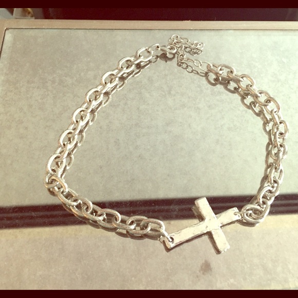 Silver cross chain necklace