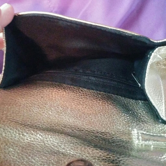 Wristlet - Picture 3 of 3