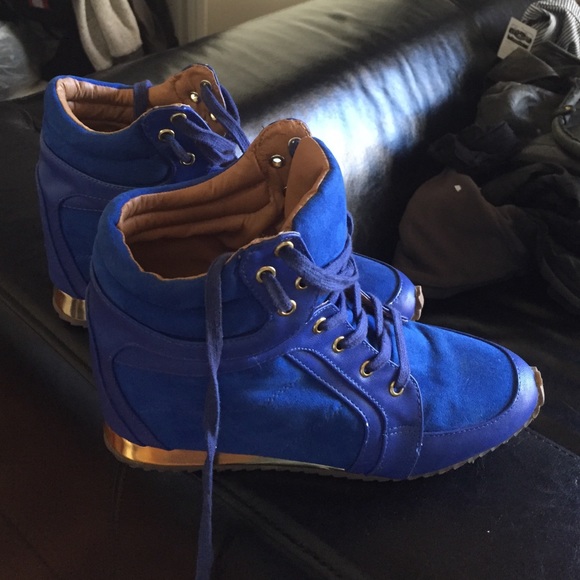 Rad paper fox royal blue wedge sneakers size 10