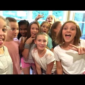 Meet your Posher, Dylanne