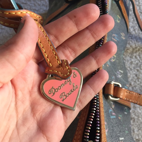 Dooney and Bourke purse - Picture 2 of 2