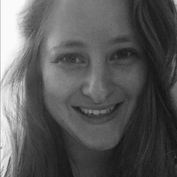 Meet your Posher, Megan - Picture 4 of 8