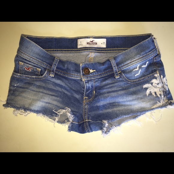 Never been worn Hollister shorts