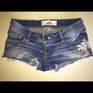Never been worn Hollister shorts