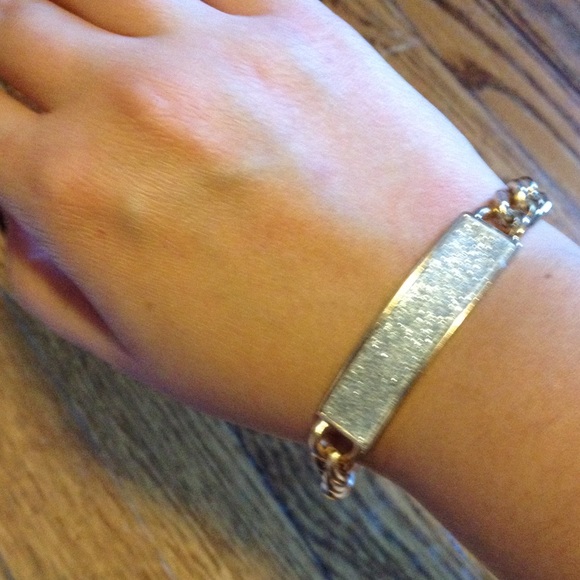 Bracelet
