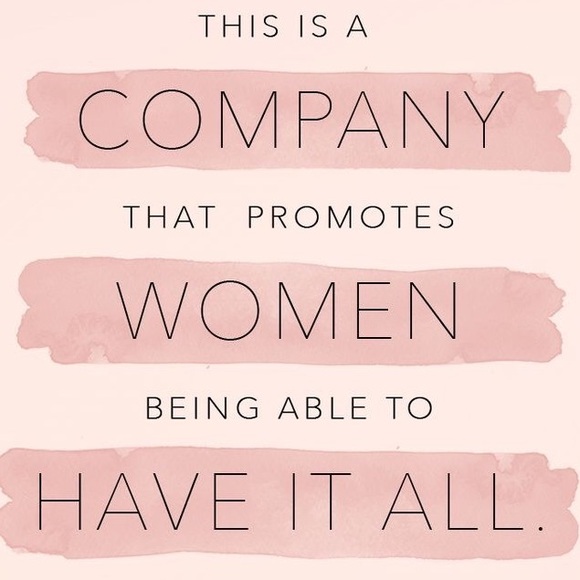 Mary Kay - Picture 3 of 4