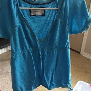 American Eagle tee