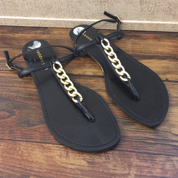 Madden Girl flat flip flops