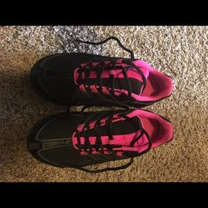 Women's Nike Shox Navinas