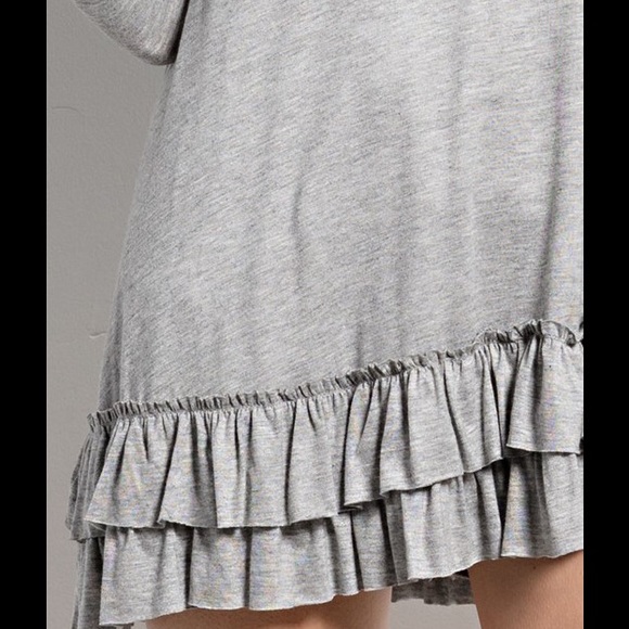 🍸Lennon Grey Ruffled Top - Picture 3 of 3