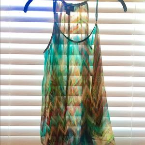 Flattering and colorful semi-casual blouse!