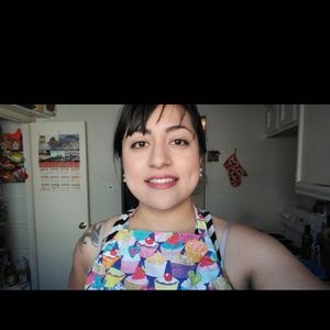 Meet your Posher, Raquel