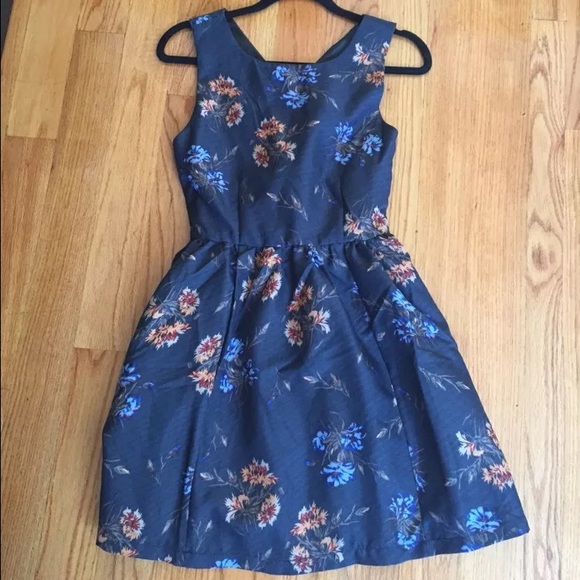 Dresses & Skirts - Summer dress