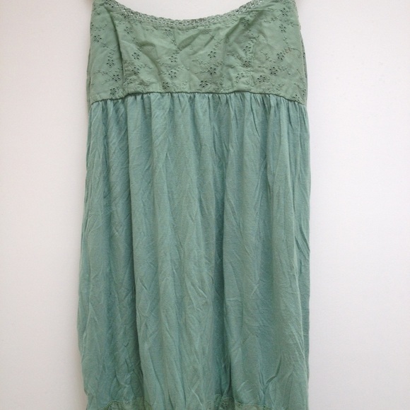 🚫 SOLD! 🚫 Mint Green Eyelet Lace Babydoll Dress - Picture 2 of 4