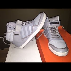 Men's adidas sneakers like new!👞