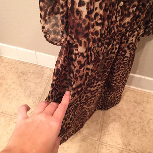 Cheetah print dress - Picture 2 of 3