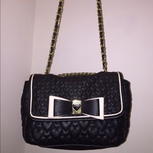 Betsy Johnson cross body