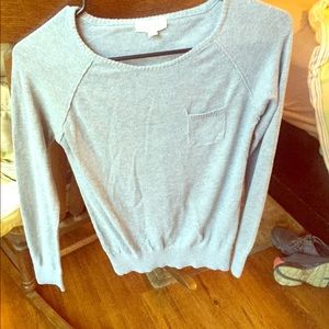 Casual grey sweater!