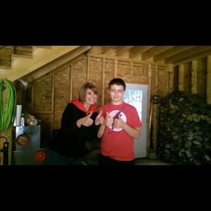 Meet your Posher, Elise