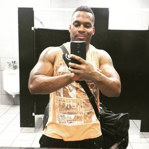 Meet your Posher, Dustin