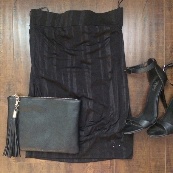 Guess | black tube top, bow tie back - Picture 2 of 4