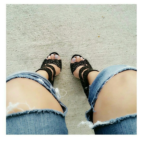 Sparkly Bcbg Heels - Picture 2 of 4