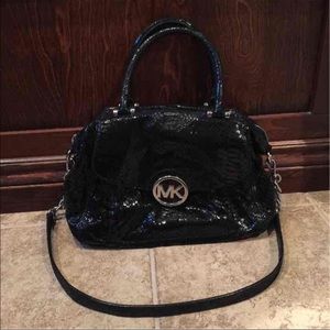 💋GENTLY USED Michael Kors Handbag!
