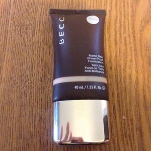 becca matte foundation