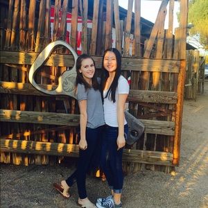 Meet your Posher, Emily