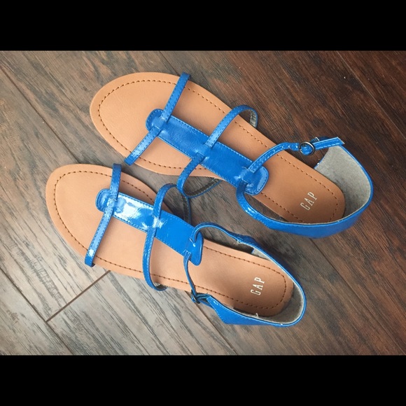 GAP sandals (10)