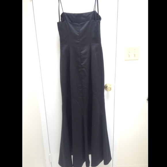 Vintage Vera Wang Black Evening Gown - Picture 3 of 4