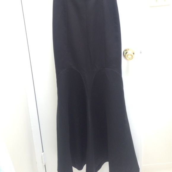 Vintage Vera Wang Black Evening Gown - Picture 4 of 4