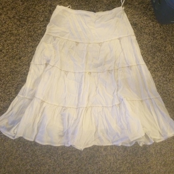 Long skirt with gems