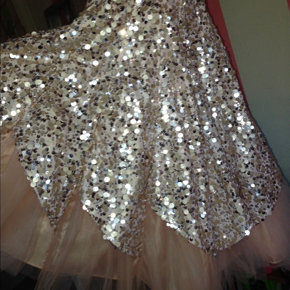 Selling my Windsor dress! - Picture 2 of 3