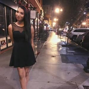 Meet your Posher, Danica