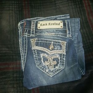 Boot cut rock revivals size 24x34