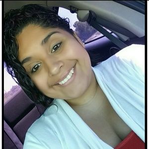 Meet your Posher, Angelica