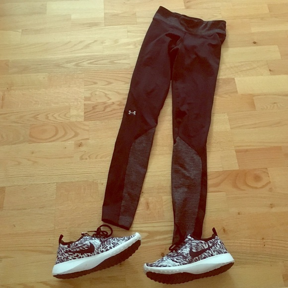 Black workout leggings