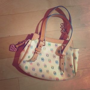 Dooney & Bourke purse