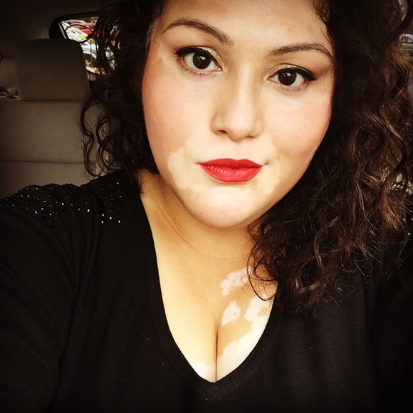 Meet your Posher, Cecilia