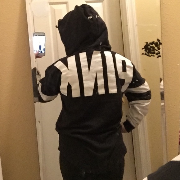 SOLD ON Ⓜ️ERCARI - Picture 4 of 4