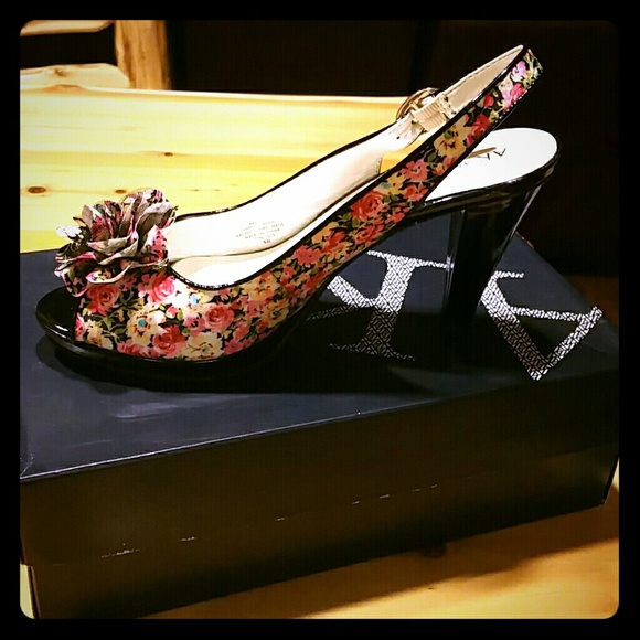 Anne Klein strappy heels