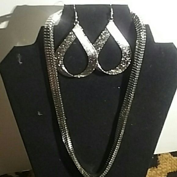Mesh necklace earrings
