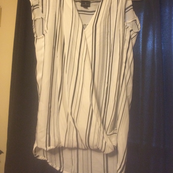 Where and black strip top - Picture 1 of 1